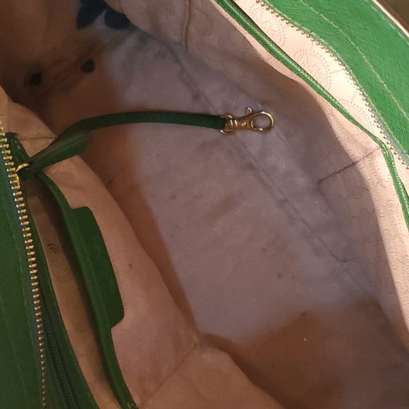 Michael Kors Selma Saffiano leather satchel large gooseberry green with wallet - Picture 7 of 8